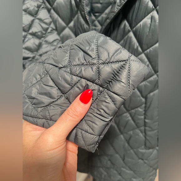 EUC Athleta Whisper Featherless Parka Size Small - Picture 6 of 7